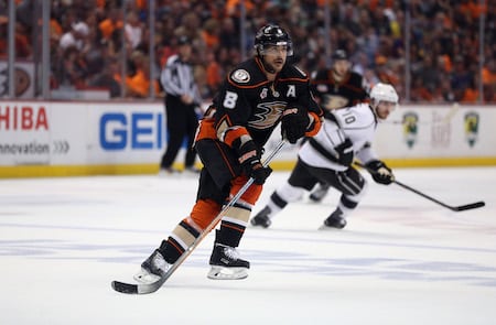 NHL-legendan kerrotaan suuttuneen vain kerran urallaan - ainoan kerran aiheutti Teemu Selänne! NHL-legendan kerrotaan suuttuneen vain kerran urallaan – ainoan kerran aiheutti Teemu Selänne!