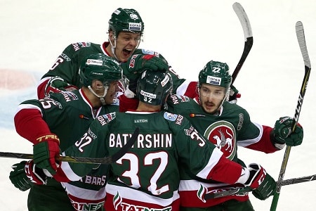 Ak Bars Kazan voiton päässä Gagarin Cupin mestaruudesta