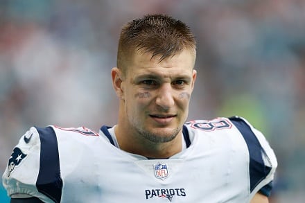 Tähtipelaaja palaa eläkkeeltä kehiin – yksi kovimmista NFL-kaksikoista on jälleen yhdessä!
