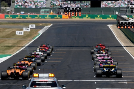 Poliisi vetoaa faneihin - koko F1-kausi voi olla vaarassa jos ohjeistuksia ei noudateta! Poliisi vetoaa faneihin – koko F1-kausi voi olla vaarassa jos ohjeistuksia ei noudateta!