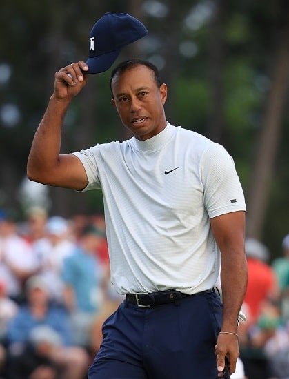 Tiger Woods haastettiin oikeuteen mailapojan törttöilyn takia