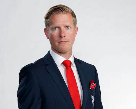 IS: HIFK:n urheilujohtaja Tobias Salmelainen kommentoi Jesse Puljujärven sikailua