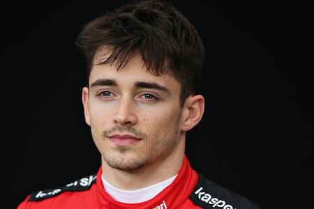 Kolme perättäistä pettymysten viikonloppua – Charles Leclerc jaksaa uskoa mestaruusmahdollisuuksiin