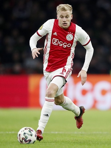 Ajax-tähti Donny van de Beek ulos kokoonpanosta – siirto toteutumassa? Ajax-tähti Donny van de Beek ulos kokoonpanosta – siirto toteutumassa?