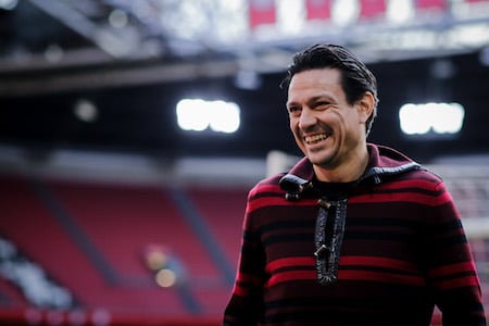 Jari Litmanen haluaisi nähdä Roman Eremenkon Huuhkajien EM-joukkueessa – "Hyökkäyspään pallollisessa roolissa yhä Suomen ykköspelaaja" Jari Litmanen haluaisi nähdä Roman Eremenkon Huuhkajien EM-joukkueessa – “Hyökkäyspään pallollisessa roolissa yhä Suomen ykköspelaaja”
