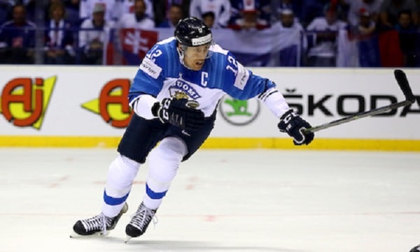 Jukka Jaloselta tarkka analyysi Marko Anttilan kohtelusta: "Kyllä tämä aika syvältä on" Jukka Jaloselta tarkka analyysi Marko Anttilan kohtelusta: ”Kyllä tämä aika syvältä on”