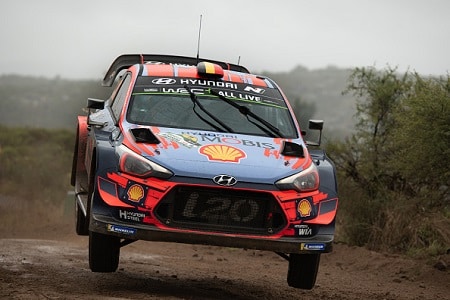 Rallit.fi-sivusto: Tähtikuski Thierry Neuville ei halua kauden jatkuvan Keniassa – ”En usko, että kukaan haluaa mennä sinne tässä tilanteessa”
