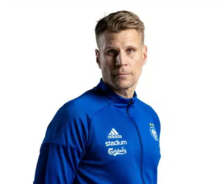 ”Olemme todella pettyneitä tulokseen” – HJK-luotsi Toni Koskela apeana tasapelin jälkeen