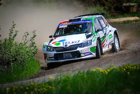 ”Aika erikoinen tämä vuosi on ollut” – rallikuski Emil Lindholm kaasuttaa Italiaan