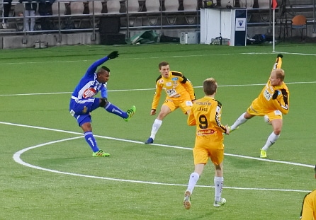 Myydäänkö HJK:sta tuttu Alfredo Morelos 20 miljoonalla – Steven Gerrard latasi suorat sanat