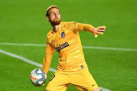 Huhumylly yltyy tähtiveskarin ympärillä: Tottenham haastaa ManU:n?