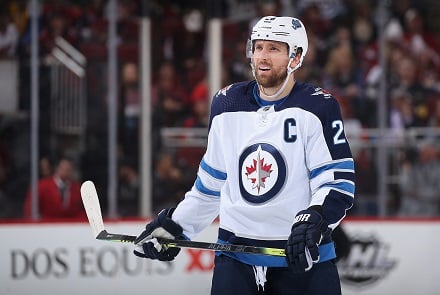 Winnipeg voitti jälleen – nousi kärkijoukkue Toronton rinnalle