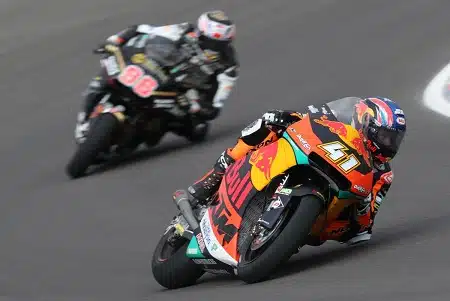 KTM-tiimille historian ensimmäinen MotoGP-voitto
