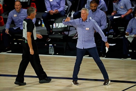 NBA:ssa nähtiin valmentajan potkut