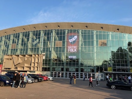 Missä on HIFK:ssa jo 1990-luvulta saakka työskennellyt Ari Halttunen? Seuralta lyhyt vastaus