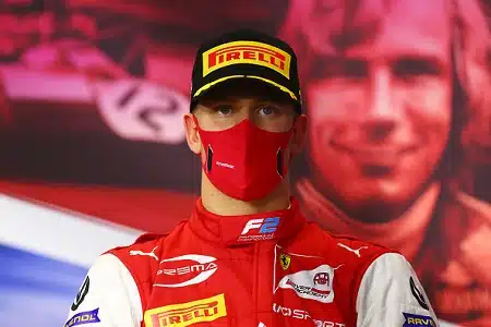 Mick Schumacherin odotetaan pyyhkivän kohukuskilla lattiaa - ”Muussa tapauksessa hänellä on ongelma” Mick Schumacherin odotetaan pyyhkivän kohukuskilla lattiaa – ”Muussa tapauksessa hänellä on ongelma”