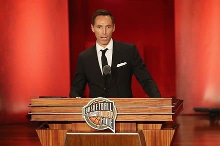 NBA-legenda Kevin Durantin ja Kyrie Irvingin valmentajaksi