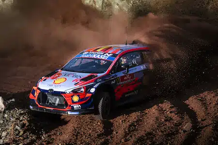 Thierry Neuville ei uskalla vielä tuuletella – ”Mitään ei ole vielä ratkaistu”