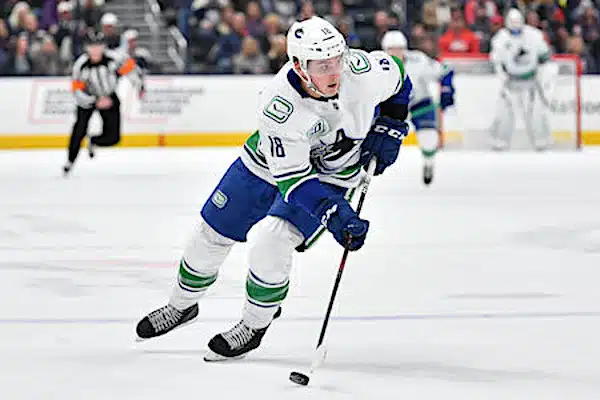 Kanadansuomalainen pelaaja sai NHL:stä potkut ja nyt rikossyytteen