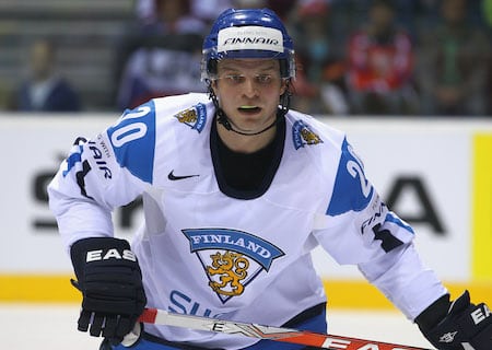Uransa viime kauteen päättänyt Janne Pesonen paljasti: perässä oli 10 NHL-seuraa, mutta entinen Kärpät-tähti valitsi mieluummin KHL:n