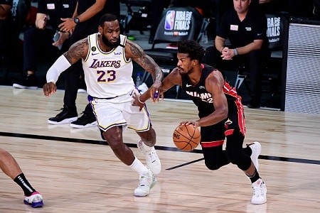 Jimmy Butler hurjastelijana – NBA:n konferenssifinaalit polkaistiin käyntiin