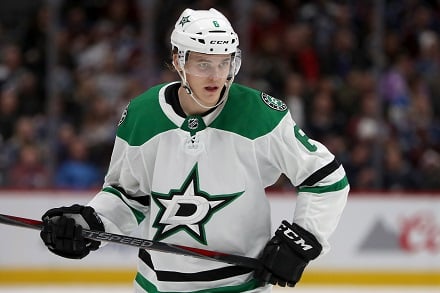 Puolustaja Julius Honka teki NHL-sopimuksen! Puolustaja Julius Honka teki NHL-sopimuksen!