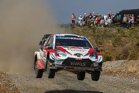 Ruma MM-rallihuhu – yritettiinkö Tommi Mäkisen tallin mestaruussaumat torpedoida?