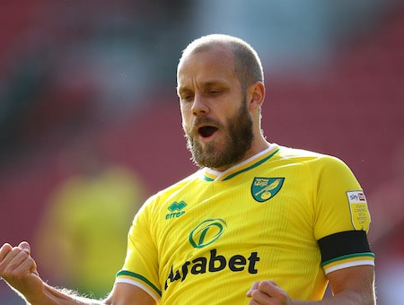 Valmentaja vitsaili Teemu Pukin maalimääristä - löi sen jälkeen faktat tiskiin: ”Fantastinen, yksi parhaista peleistä keltaisessa paidassa” Valmentaja vitsaili Teemu Pukin maalimääristä – löi sen jälkeen faktat tiskiin: ”Fantastinen, yksi parhaista peleistä keltaisessa paidassa”