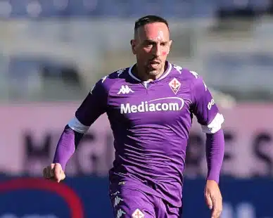 Komea ura on päättynyt – jalkapallolegenda Franck Ribery lopettaa uransa