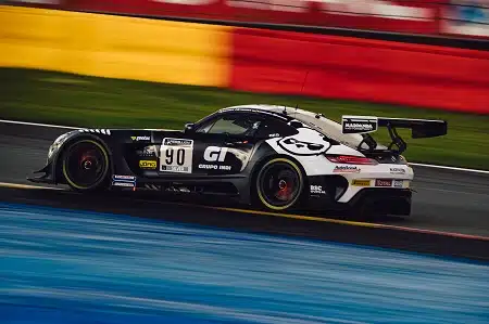 Suomalaiskuski teki läpimurron GT-autojen pääluokkaan: ”Tiimipäälliköiden mielenkiinto on nyt herätetty”