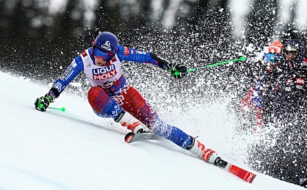 Slovakian Petra Vlhova on suurpujottelun maailmanmestari