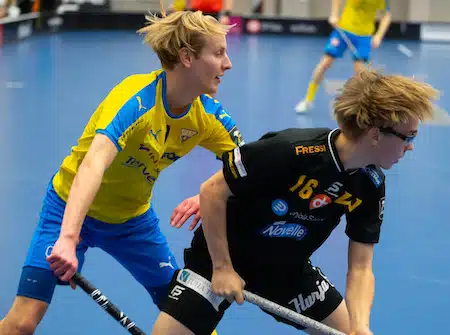 F-liigassa vierasvoittojen ilta – OLS:lle kauden avaustappio
