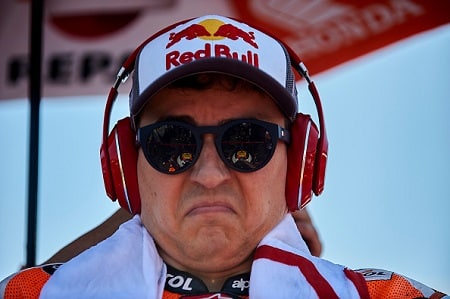 MotoGP-mestari pitkälle sairaslomalle MotoGP-mestari pitkälle sairaslomalle