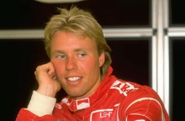 Jyrki Järvilehto kiidätetty sairaalaan – Kartingin kilpailupäivä keskeytetty