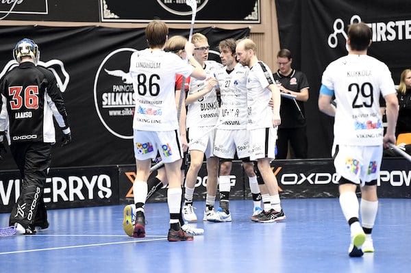 F-liiga: Kevään pudotuspelijoukkueet varmistuivat, kun EräViikinkien haaveet kaatuivat Oulussa