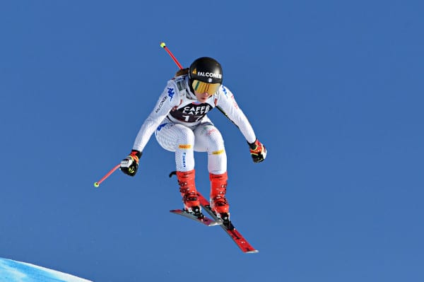 Syöksylaskun cupjohto vahvistui: Sofia Goggialta loistava veto St. Antonissa