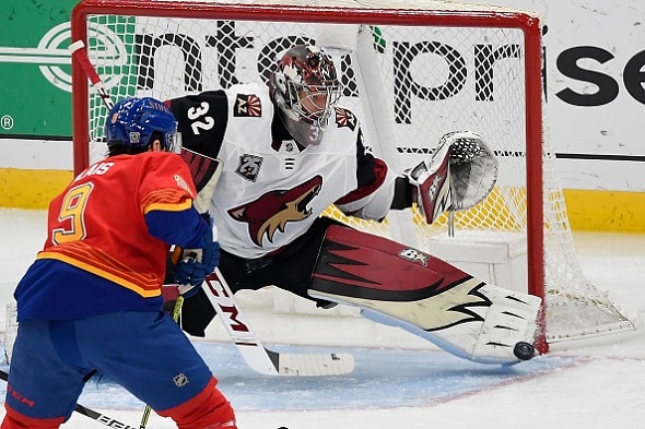 ”Kuninkaamme” - yksi sana kertoi kaiken suomalaisen NHL-maalivahdin huikeasta esityksestä ”Kuninkaamme” – yksi sana kertoi kaiken suomalaisen NHL-maalivahdin huikeasta esityksestä