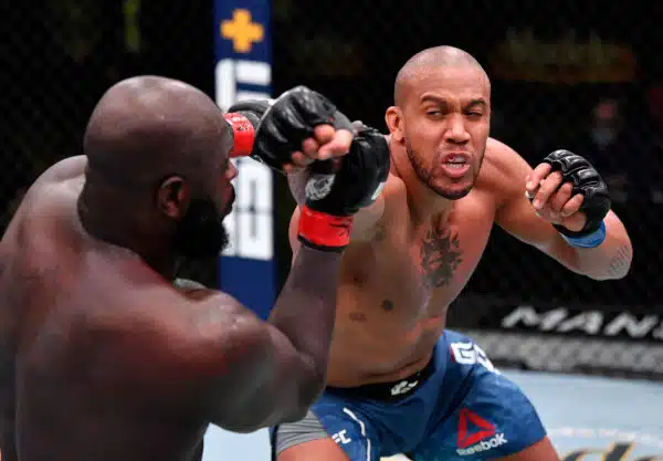 ”Vähän tuli ruhjeita naamaan, mutta sehän on työtäni” – UFC-mestari saa tutun haastajan?