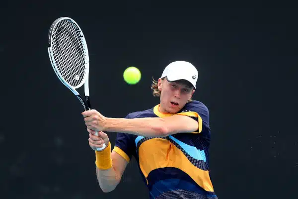 Emil Ruusuvuori odotetusti laulukuoroon Monte Carlossa Emil Ruusuvuori odotetusti laulukuoroon Monte Carlossa