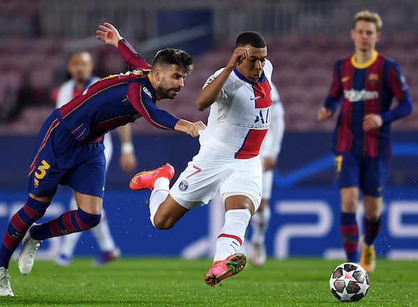 Hyvää yötä, FC Barcelona! PSG vei "Tähtien sodan" tylyillä lukemilla, Kylian Mbappe täräytti hattutempun Hyvää yötä, FC Barcelona! PSG vei ”Tähtien sodan” tylyillä lukemilla, Kylian Mbappe täräytti hattutempun
