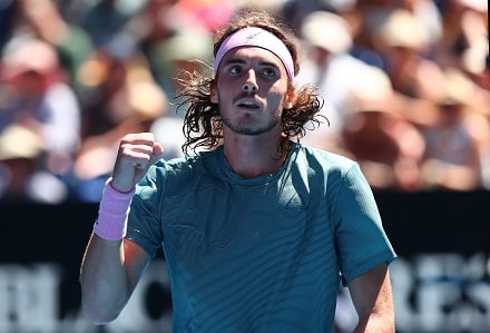 Stefanos Tsitsipas: tenniksen nouseva supertähti eeppiseen voittoon Stefanos Tsitsipas: tenniksen nouseva supertähti eeppiseen voittoon