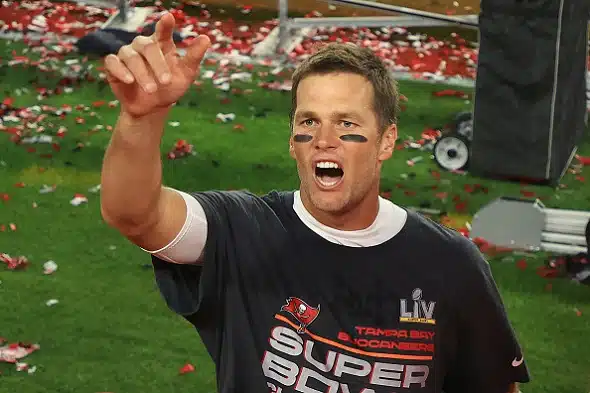 NFL-legenda Tom Brady teki ihan käsittämättömän sopimuksen – vuosipalkka pelkästä puhumisesta lähes 40 miljoonaa dollaria