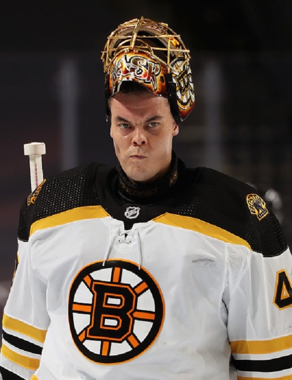 Tuukka Rask ei halunnut vastata näihin kysymyksiin NHL-pettymyksen jälkeen Tuukka Rask ei halunnut vastata näihin kysymyksiin NHL-pettymyksen jälkeen