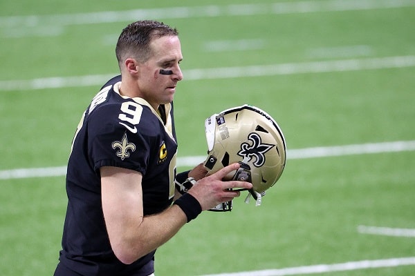 Amerikkalaisen jalkapallon pelinrakentajalegenda Drew Brees lopettaa uransa