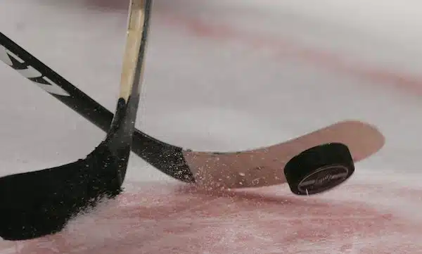 Venäläiseltä NHL-kiekkoilijalta kova ratkaisu – vetosi perheensä turvallisuuteen Venäläiseltä NHL-kiekkoilijalta kova ratkaisu – vetosi perheensä turvallisuuteen