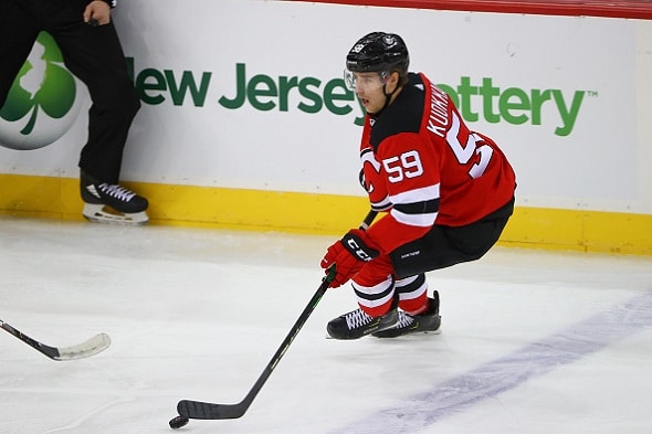 NHL-seura New Jersey Devils ostaa suomalaishyökkääjän sopimuksen ulos