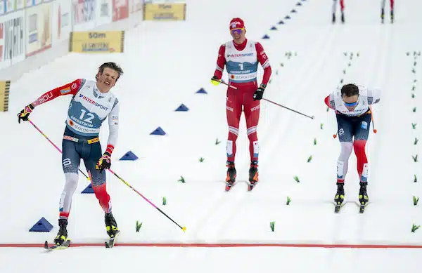 Vladimir Putin onnitteli Aleksander Bolshunovia - nosti venäläisen "kilpailun todelliseksi sankariksi" Vladimir Putin onnitteli Aleksander Bolshunovia – nosti venäläisen ”kilpailun todelliseksi sankariksi”