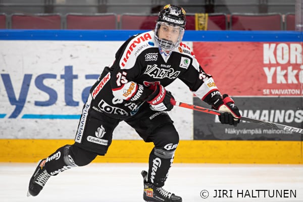 Jääkiekon Liiga: JYP teki kiinnityksen
