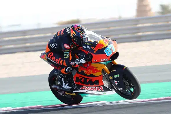 Aki Ajon tiimien kuljettajille jättipotti aavikkoradalta: kolme podiumsijoitusta ja yhtä monta kärkisijaa MM-pisteissä