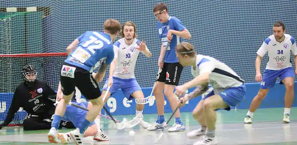Salibandy: Karhut Porista voitti Divarin mestaruuden ja nousi F-liigaan